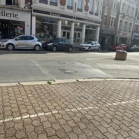 Les Betises, Duplex Hyper-centre