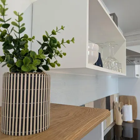 Les Betises, Duplex Hyper-centre *